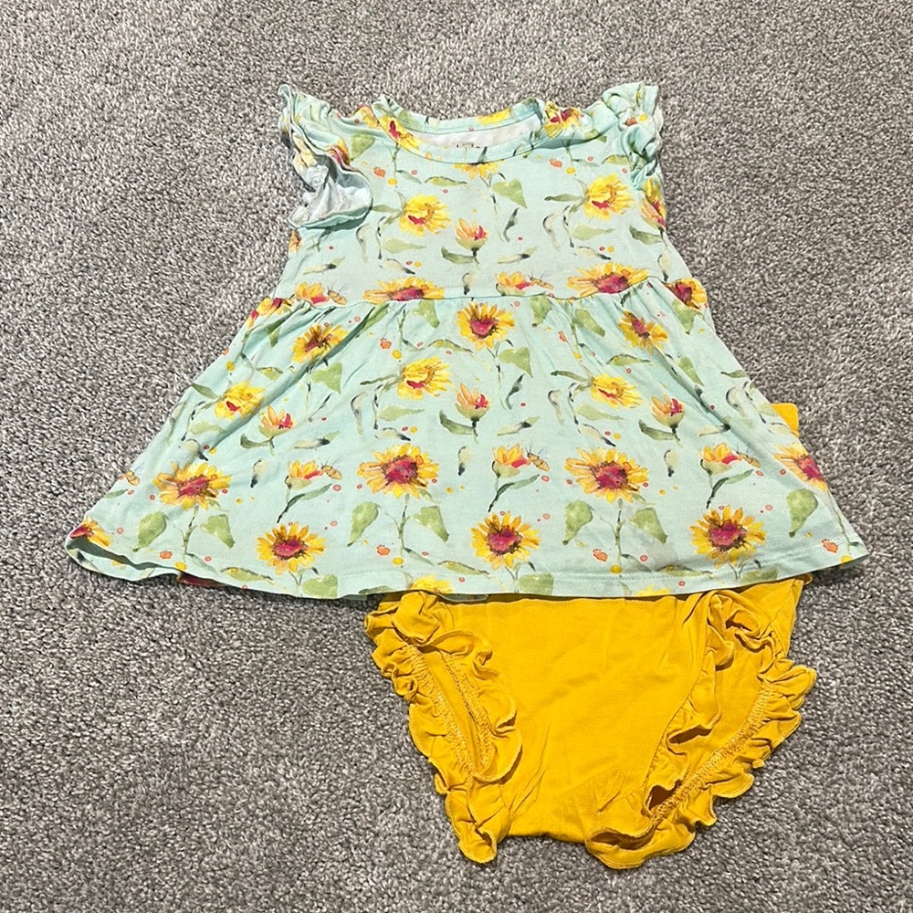 Birdie Bean Bamboo‎ peplum bummie set sunflower and bees size 2T